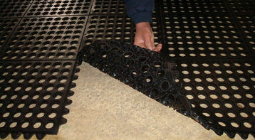 Interlocking Rubber Grass Mat